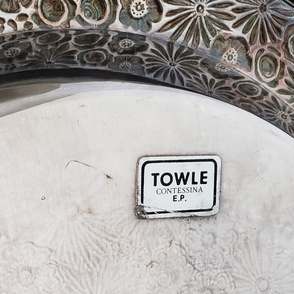 Towle Vintage Silverplate Repousse Serving Tray 1967, Very Good Condition - Picture 4 of 7